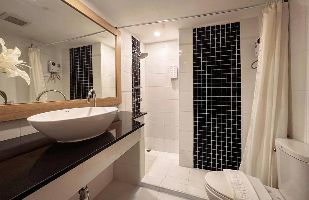G Boutique Silom Hotel-1