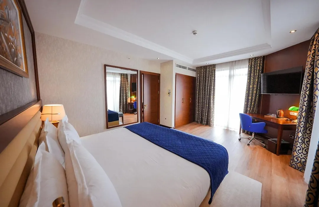 Wellborn Luxury Hotel-1