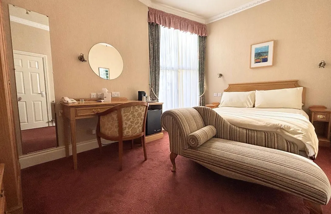 Welbeck Hotel & Apartments Iom-1