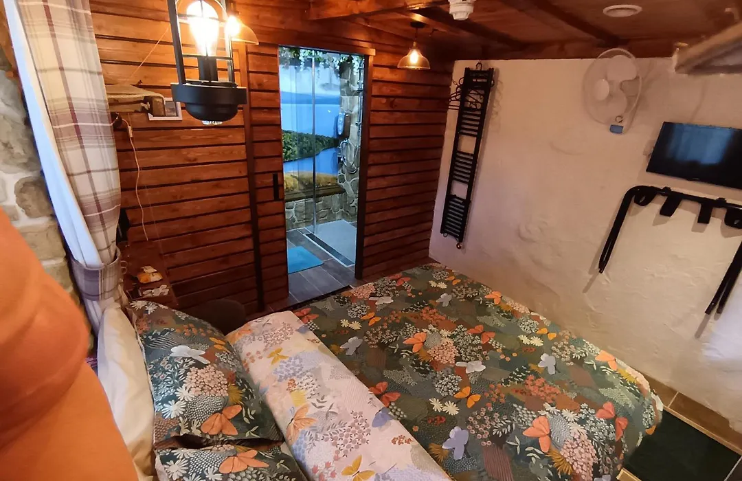 Birchwood Guest Lodge-1