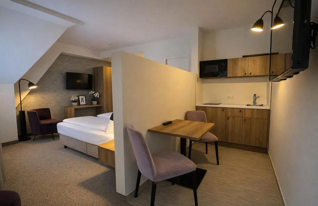 DORMERO Aparthotel Stralsund-1