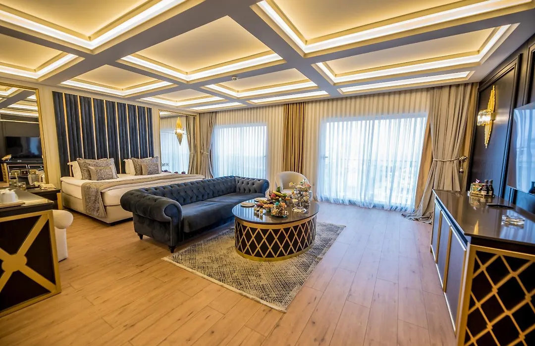 Grand Pasha Hotel & Spa Kyrenia-1