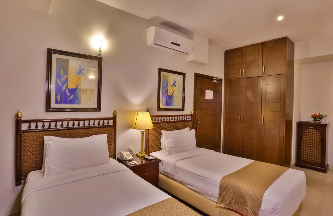 Avari Xpress, Islamabad-1