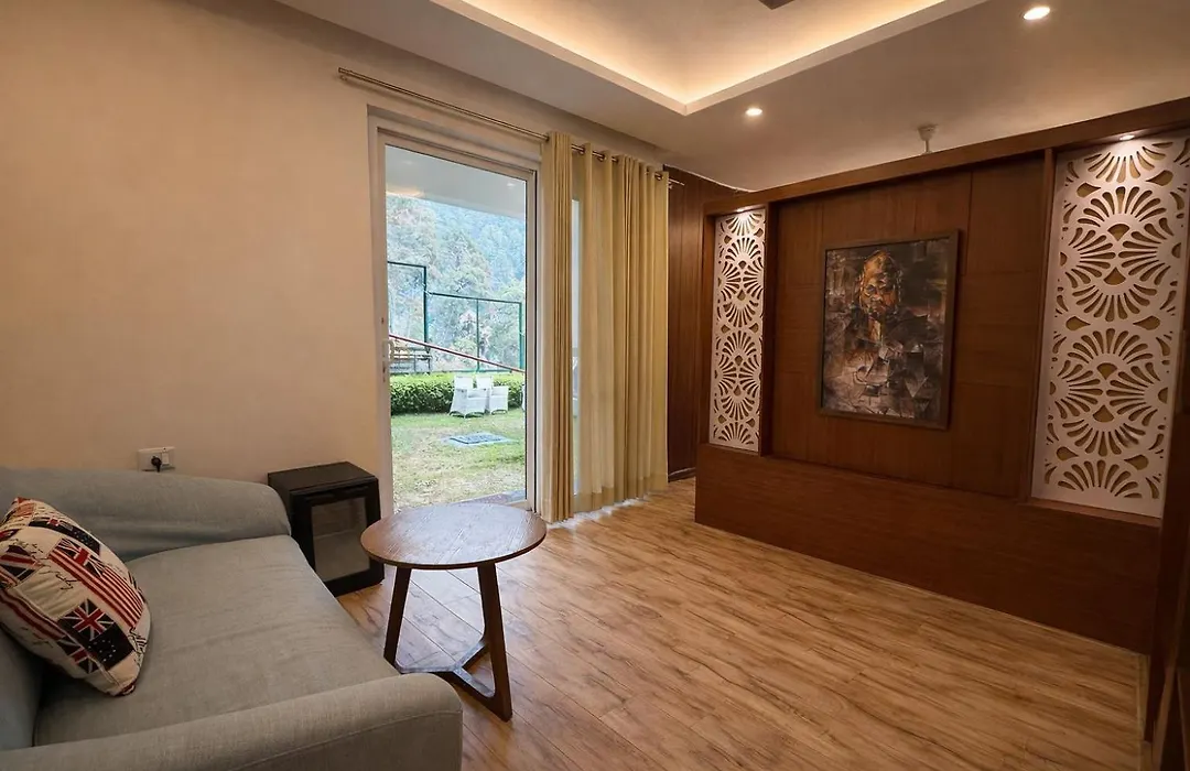 Himalayan Splendour Resort-1