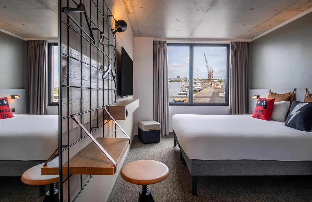 Moxy Bordeaux-1