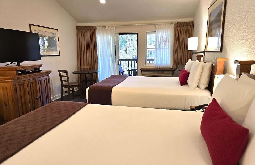 El Pueblo Inn-1