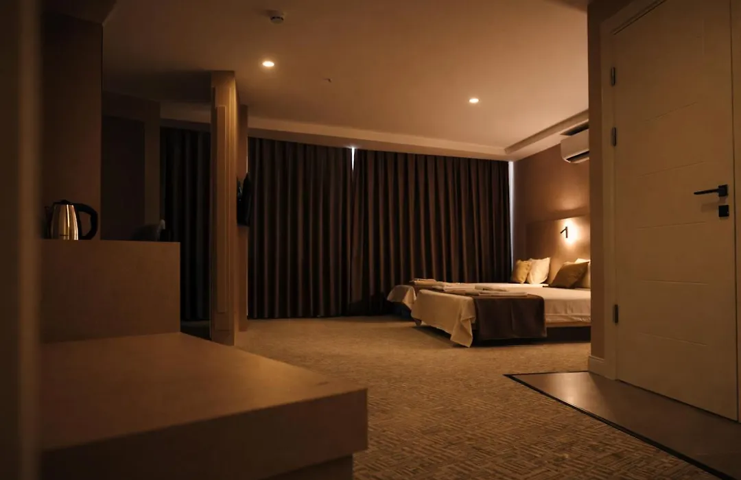 Bonnie City Hotel-1