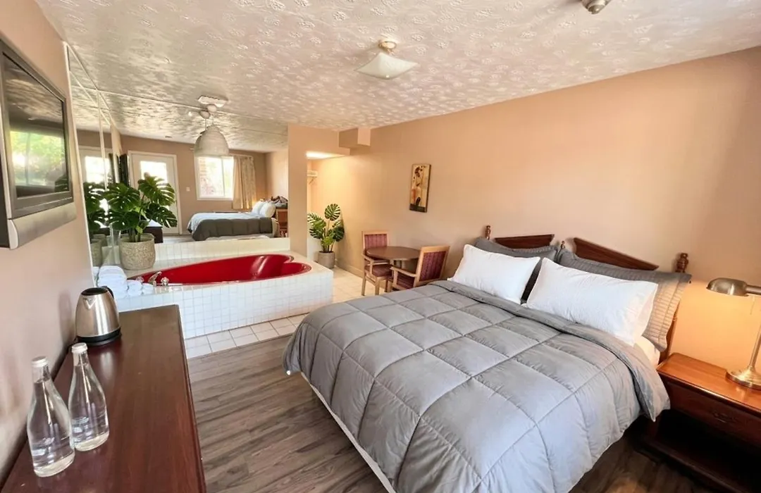 Persepolis Inn-1