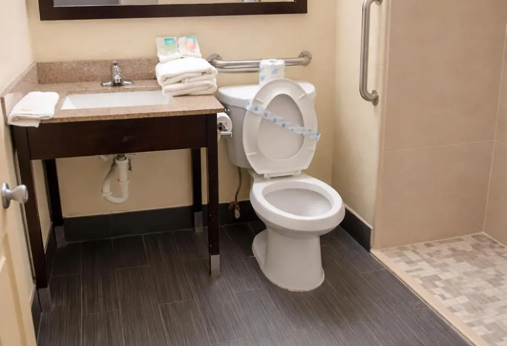 Americas Best Value Inn Phenix City-1