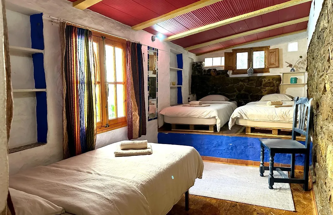 Cinco Lunas VEGETARIAN Guesthouse-1