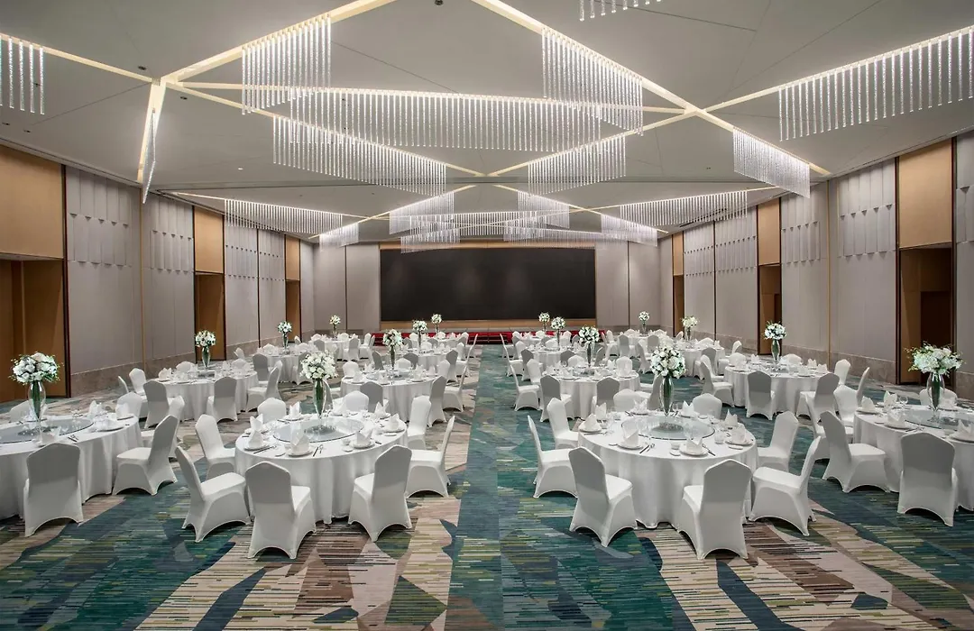 Holiday Inn Wuxi Central Station By Ihg-1
