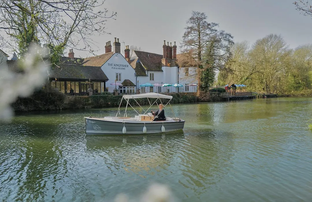 The Kingfisher Pub & Hotel-1