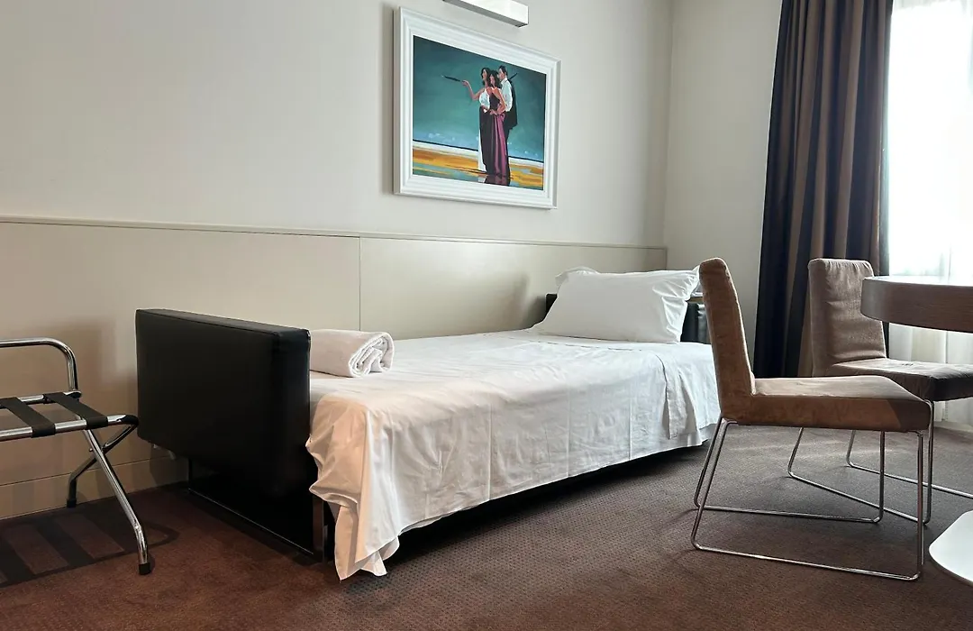 Hotel Plaza-1