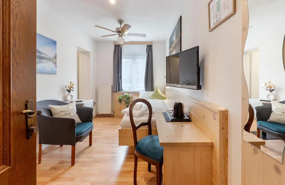 Hotel Gisela-1