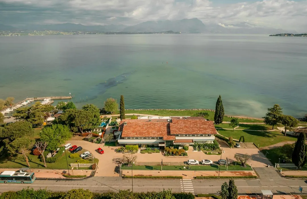 Hotel Aquila D'Oro Desenzano-1