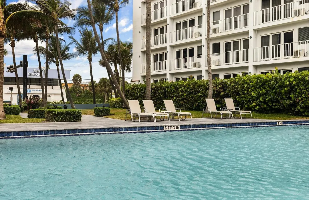 Club Wyndham Sea Gardens-1