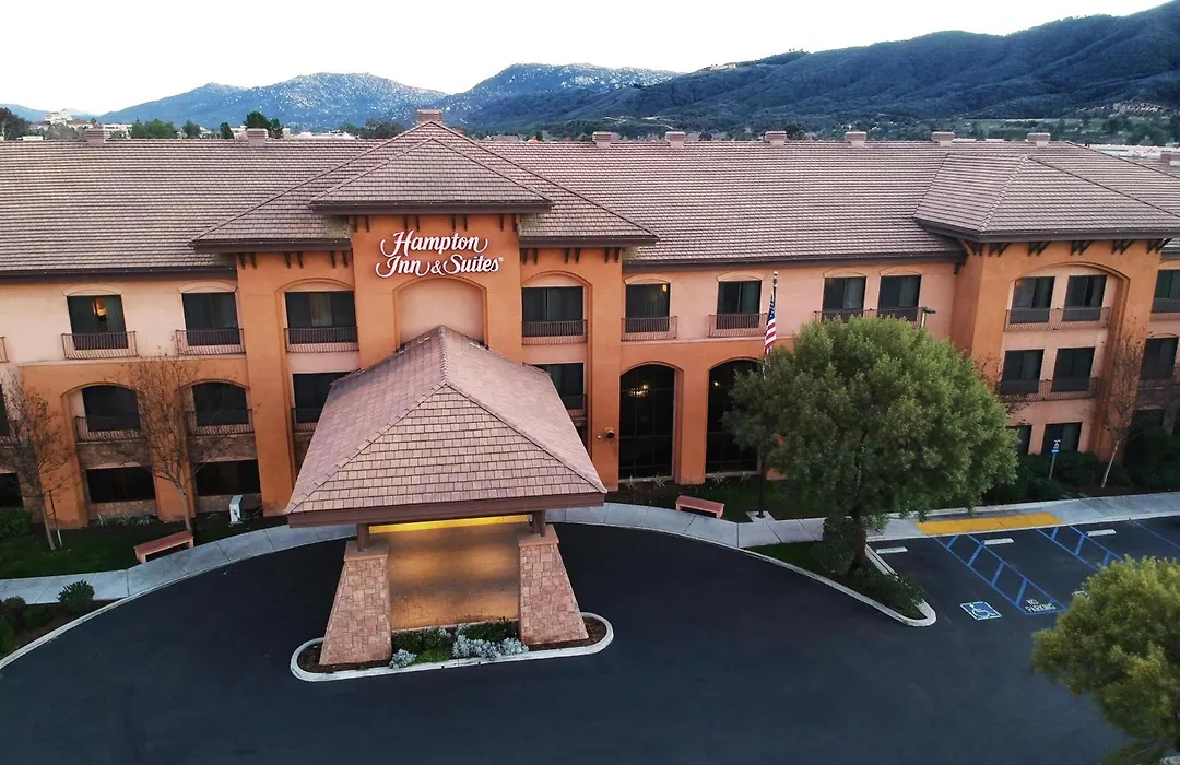 Hampton Inn & Suites Temecula-1