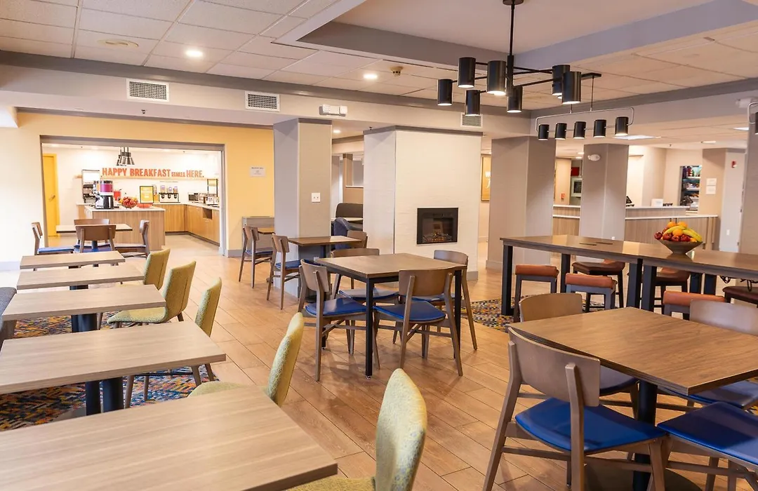 Hampton Inn Williamsport-1