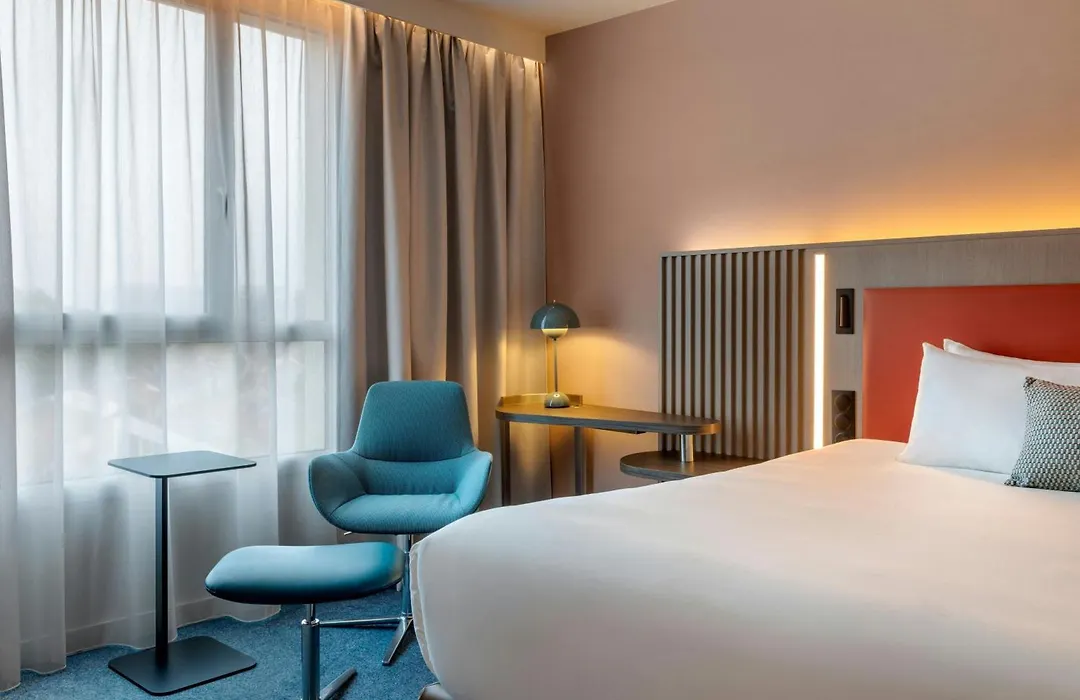 Courtyard By Marriott Paris Saint Denis-1