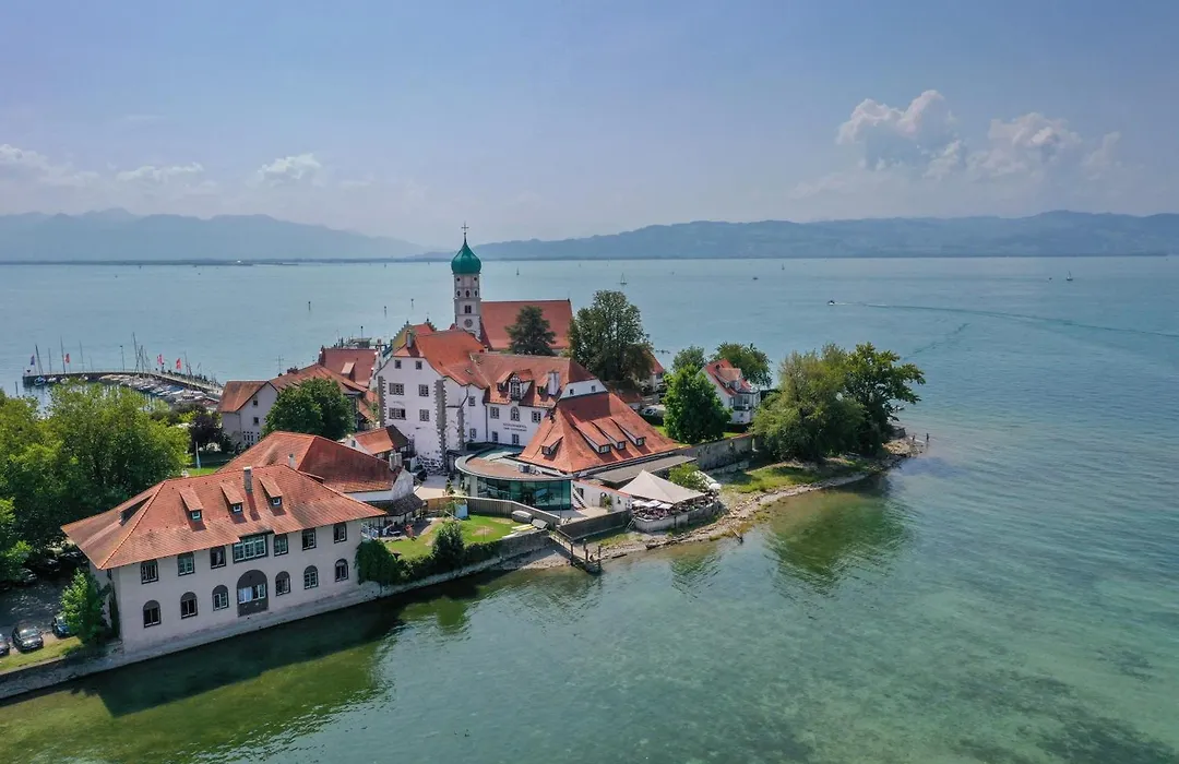 Schloss Hotel Wasserburg-1