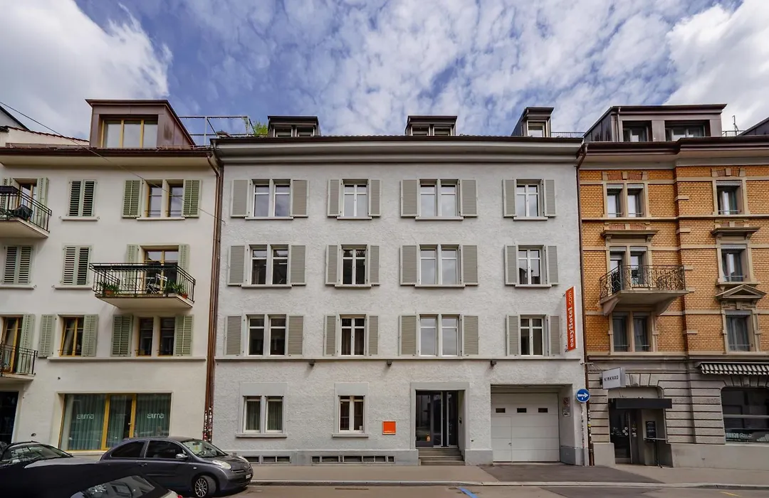 Easyhotel Zuerich City Centre-1