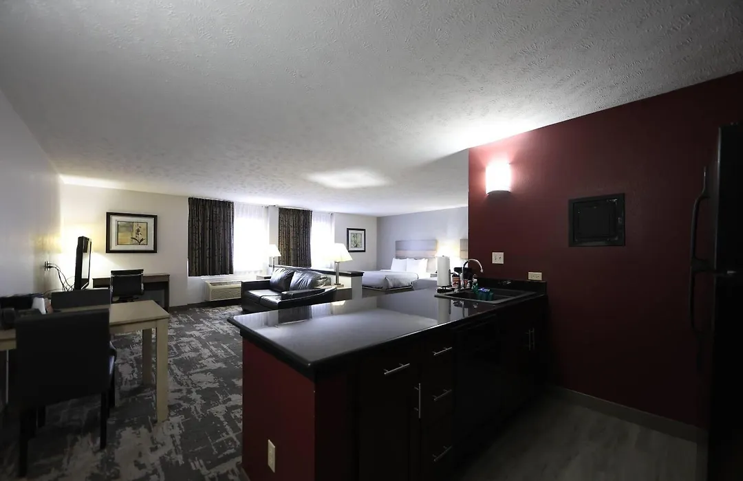 Quality Inn & Suites Mattoon South-1