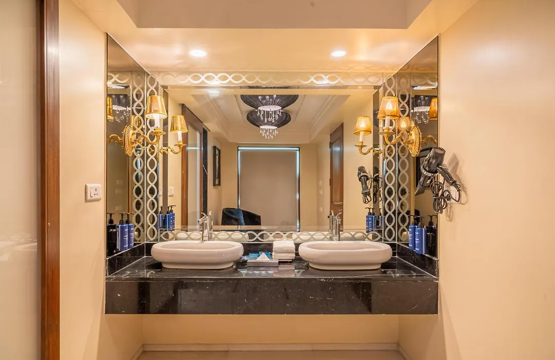 Radisson Blu Hotel Ahmedabad-1