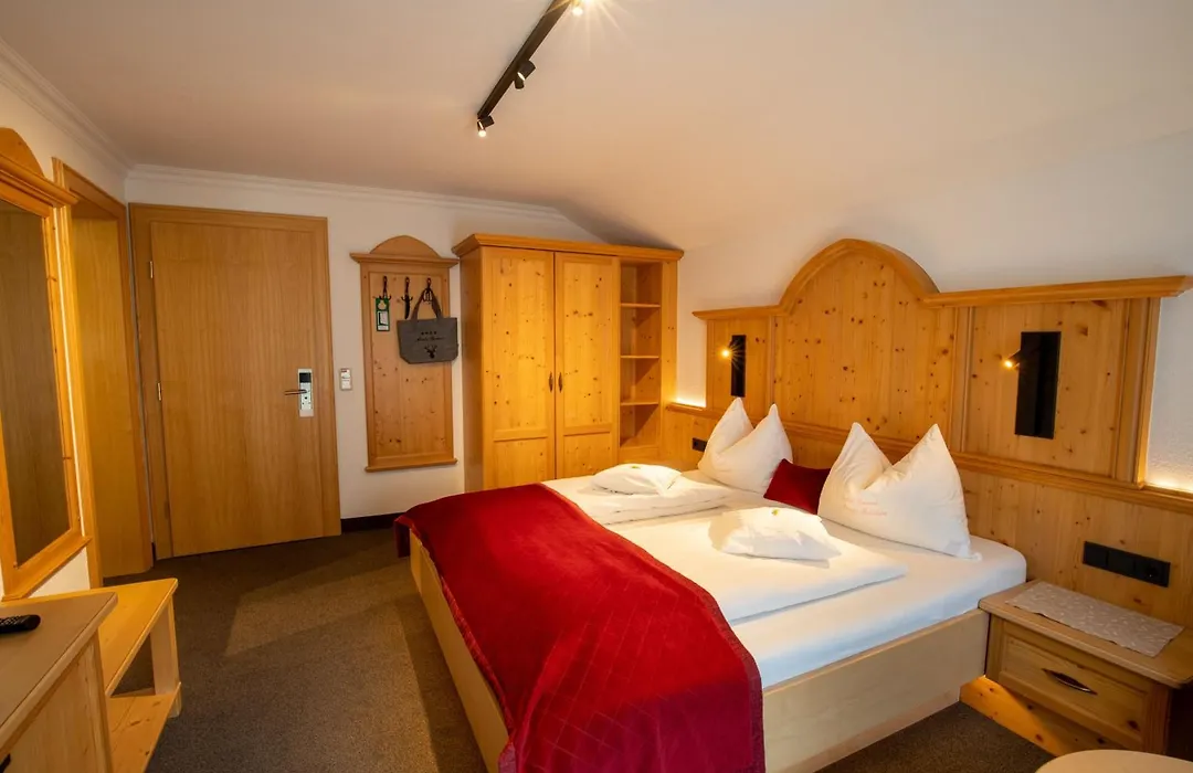 Hotel Garni Monte Bianco-1