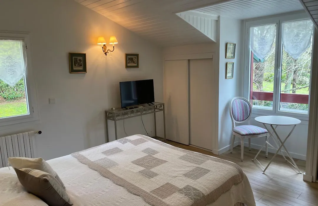 Guest house Maison Iratzean-1