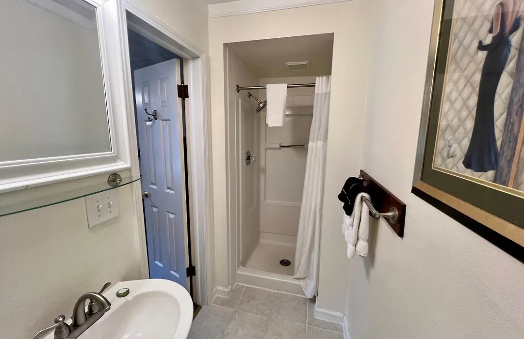The Mount Vernon Inn-1