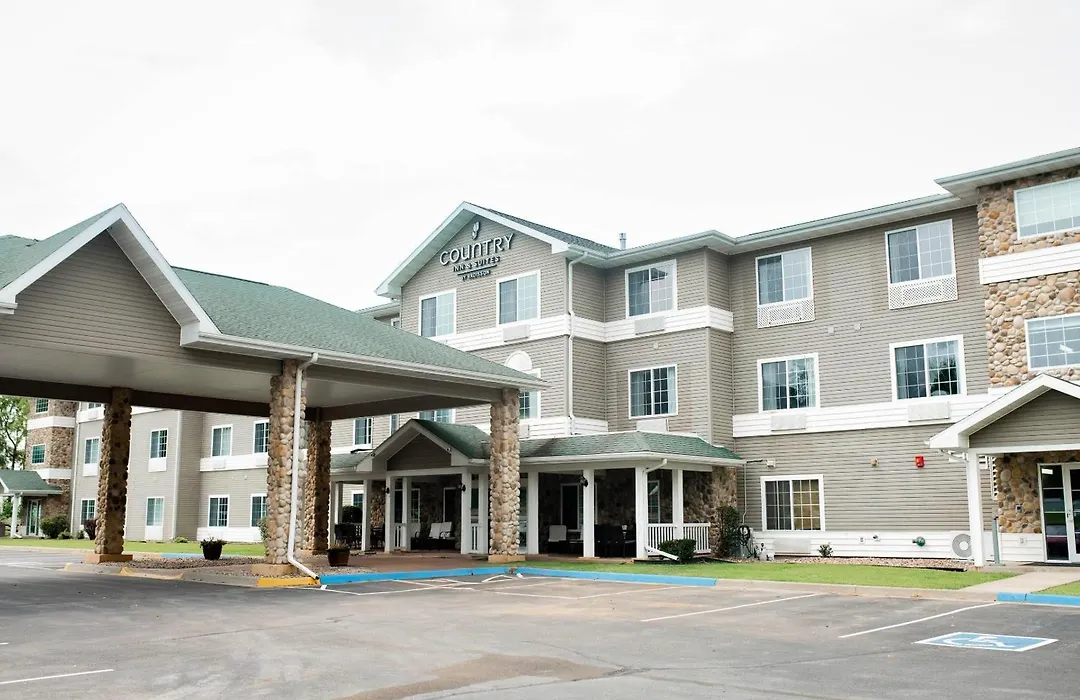 Country Inn & Suites By Radisson, Prairie Du Chien-1