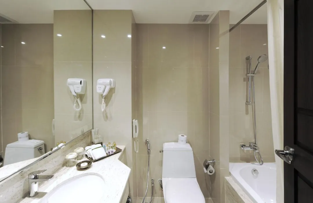 Al Meroz Hotel Bangkok - The Leading Halal Hotel-1