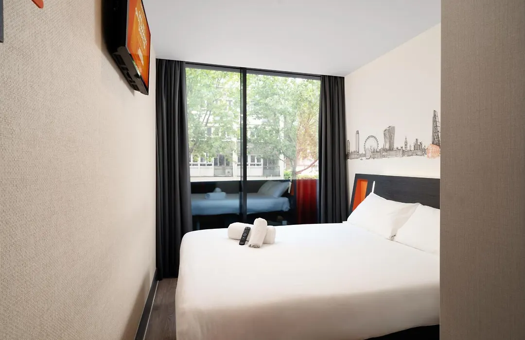 Easyhotel London City Shoreditch-1