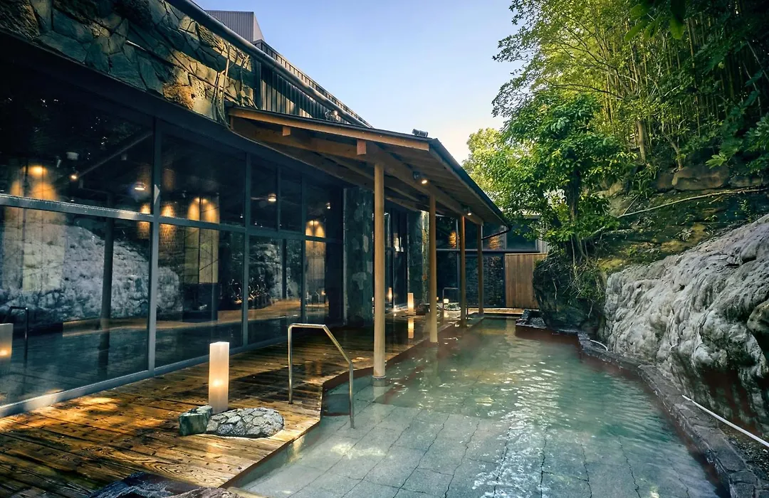 Ooedo Onsen Monogatari Premium Shirahama Gyoen-1