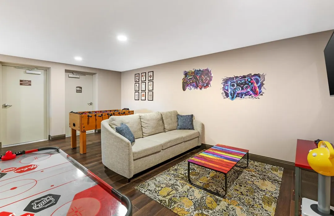 Best Western Plus Mission City Lodge-1