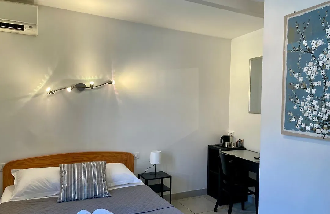 Hotel L'Escale-1
