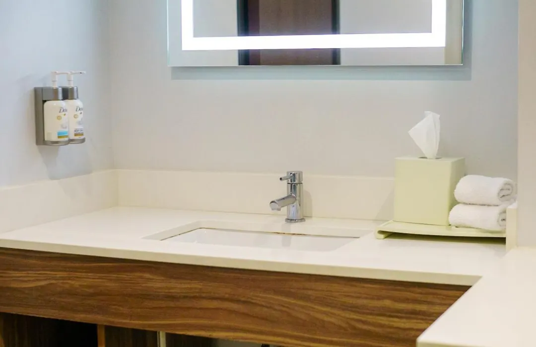 Holiday Inn Express & Suites - Ensenada Centro By Ihg-1