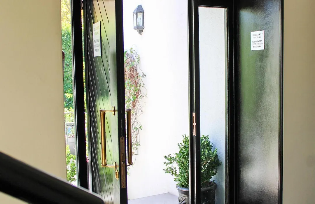 Oak Manor Boutique Guest House-1