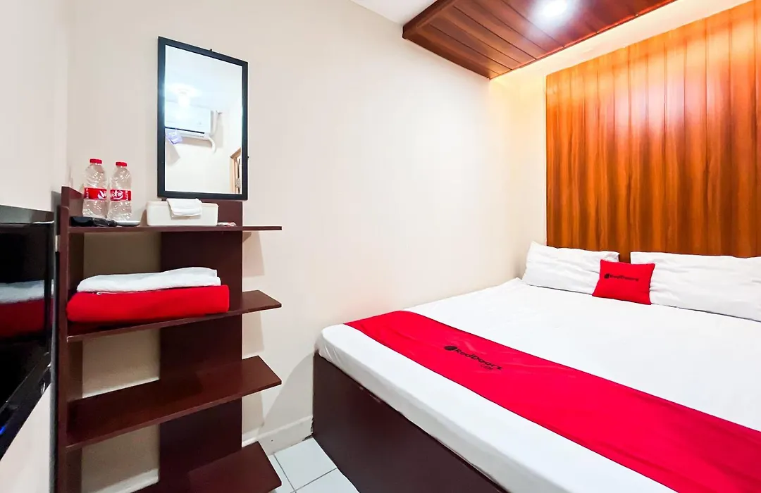 Reddoorz Near Riau Junction Mall 2-1