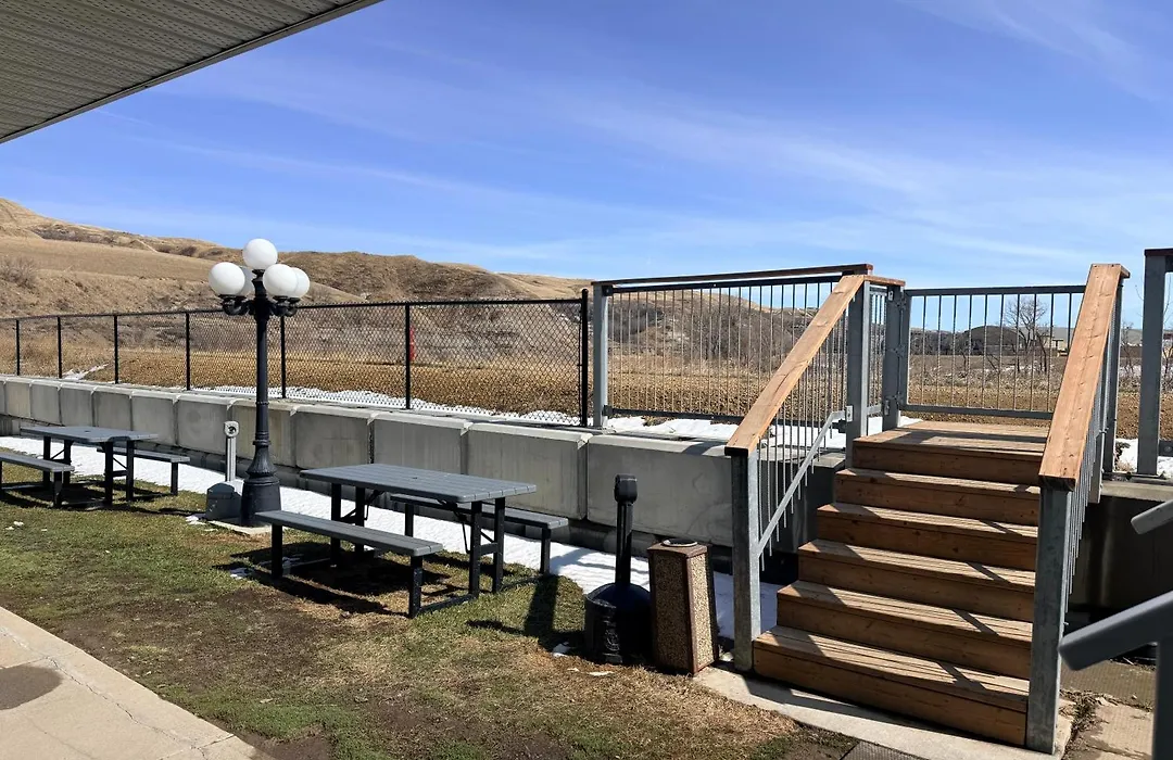 Travelodge By Wyndham Drumheller Ab-1