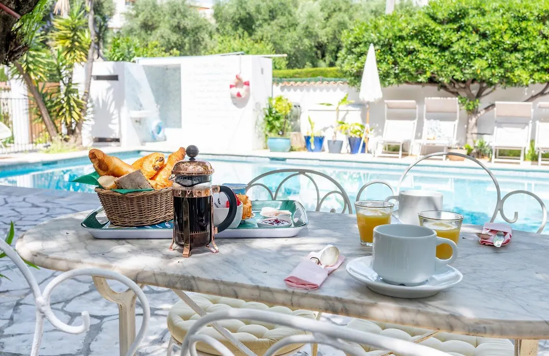 Le Val Duchesse Hotel & Appartements-1
