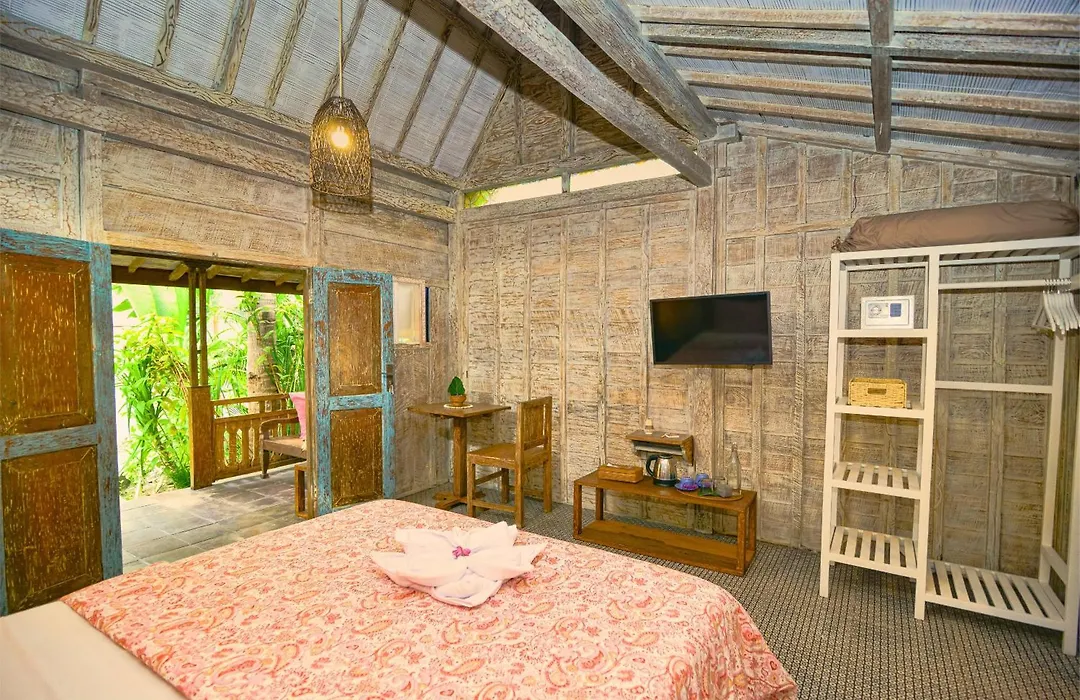 Ortigia Tropical Lodge-1