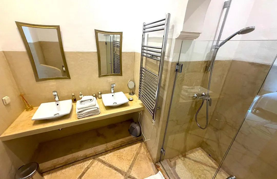 Riad Adore-1