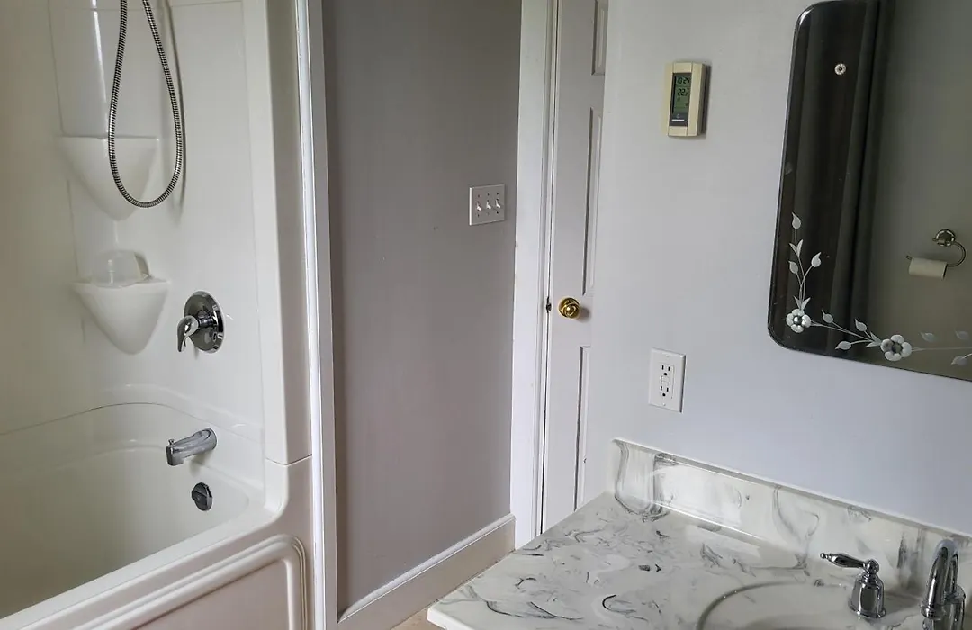 10Th Avenue Guest House & Suites-1