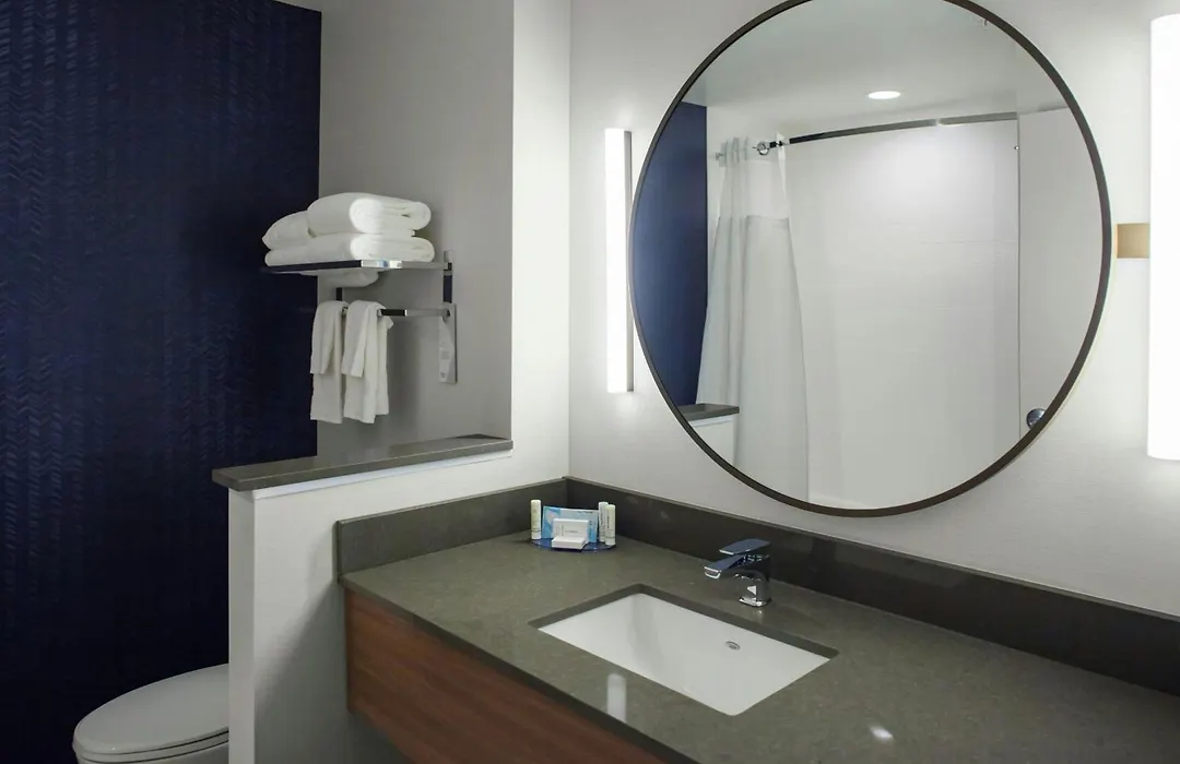 Fairfield Inn & Suites By Marriott Roanoke Salem-1