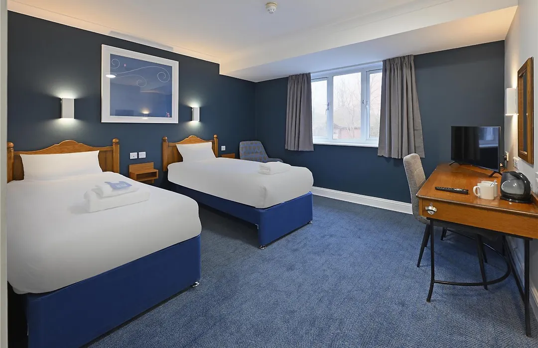 Travelodge Walton On Thames-1