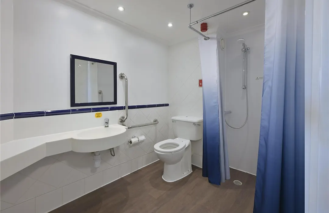 Travelodge Walton On Thames-1