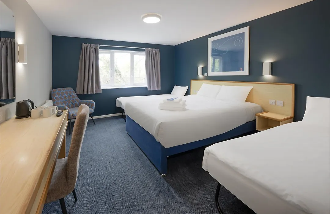 Travelodge Great Yarmouth Acle-1