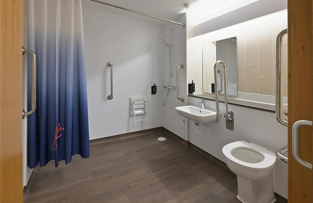 Travelodge Glasgow Paisley Road-1