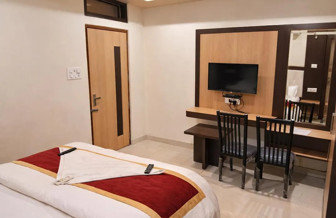 Hotel Benaras Gharana Inn-1